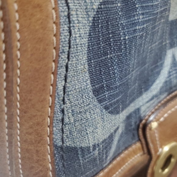 Preowned Vintage Coach Legacy Limited Edition Signature C Shoulder Bag~ Denim - Picture 15 of 15